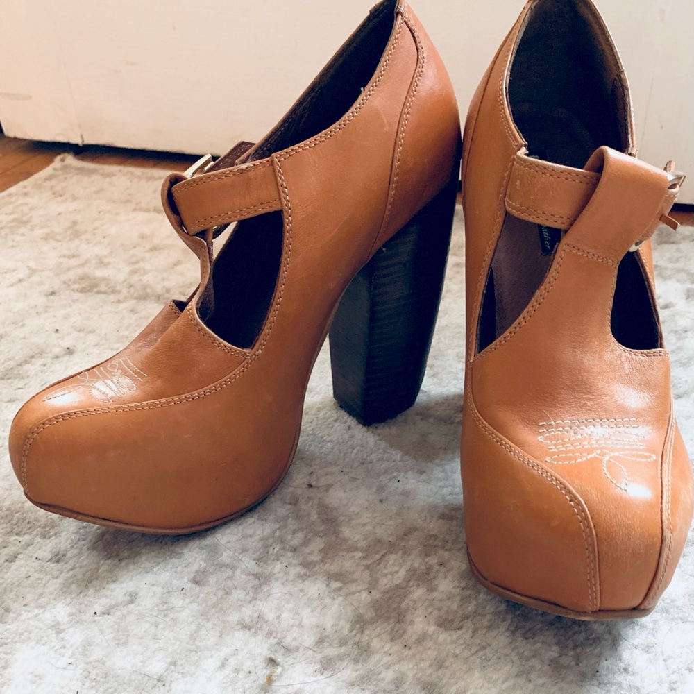 Miista Cowgirl Heels 🧡